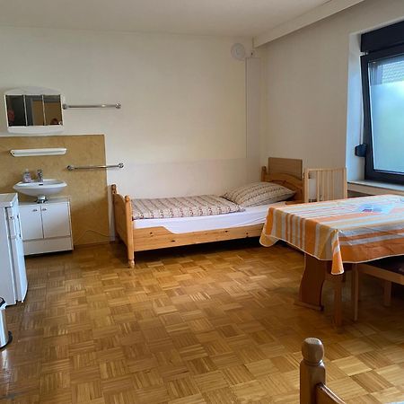Gemuetliches Ferienzimmer Гюрт Екстер'єр фото